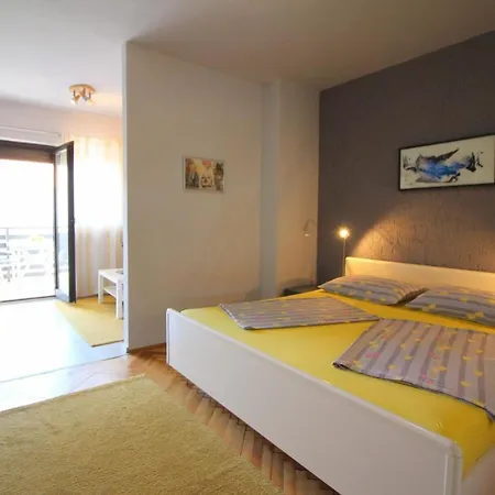 Dr. Igda Apartments Porec Exterior photo