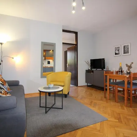 Dr. Igda Apartments Porec Exterior photo