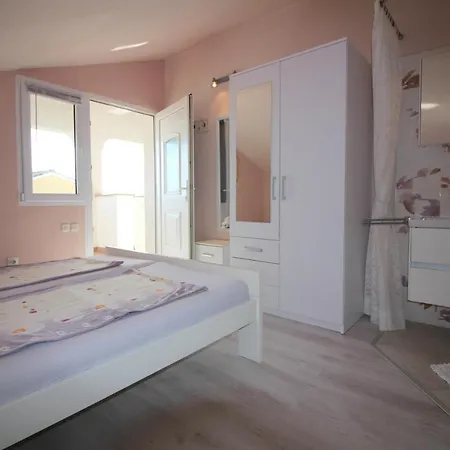 Dr. Igda Apartments Porec Exterior photo