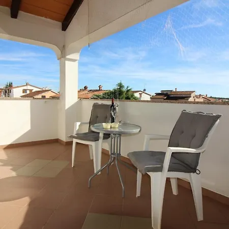 Dr. Igda Apartments Porec Exterior photo