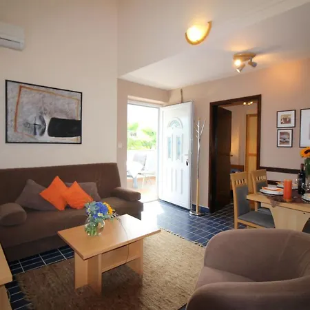 Dr. Igda Apartments Porec Exterior photo
