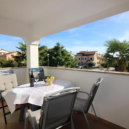 Dr. Igda Apartments Porec Exterior photo