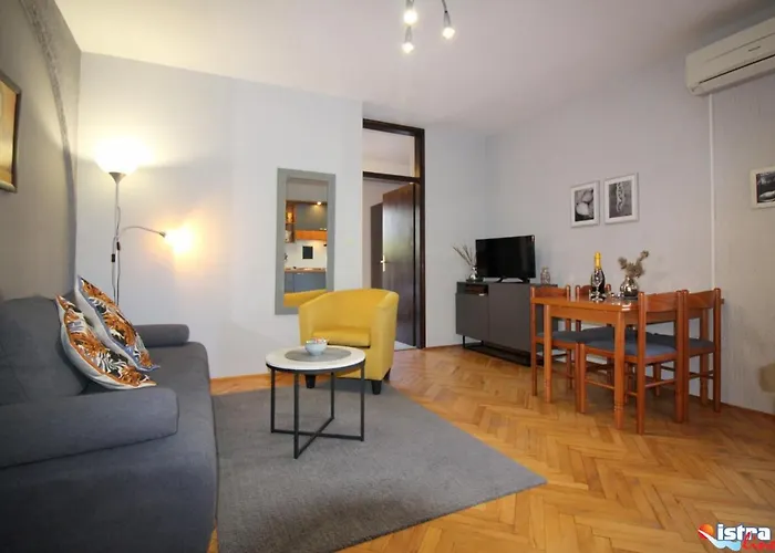 Dr. Igda Apartments